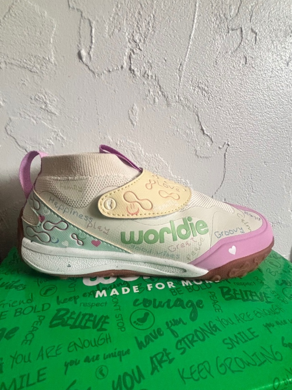Kids Worldie sports shoes